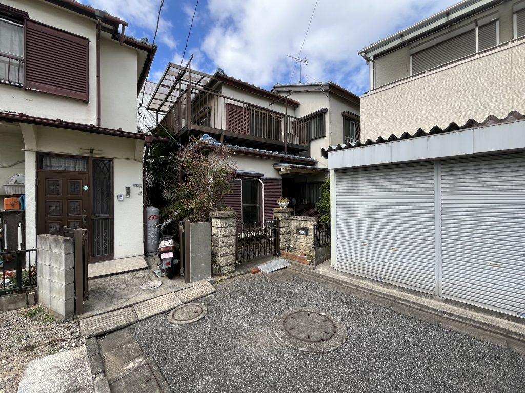 足立区　木造二階建て解体